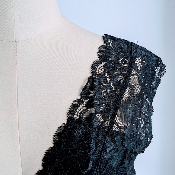 Guess Little Black Cocktail Dress 👗 - Picture 3 of 6